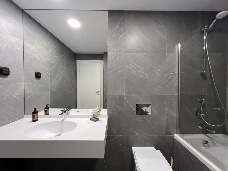 One Herastrau Towers 2022, Caramfil, 2 camere 85mp, Centrala, AC, Parcare